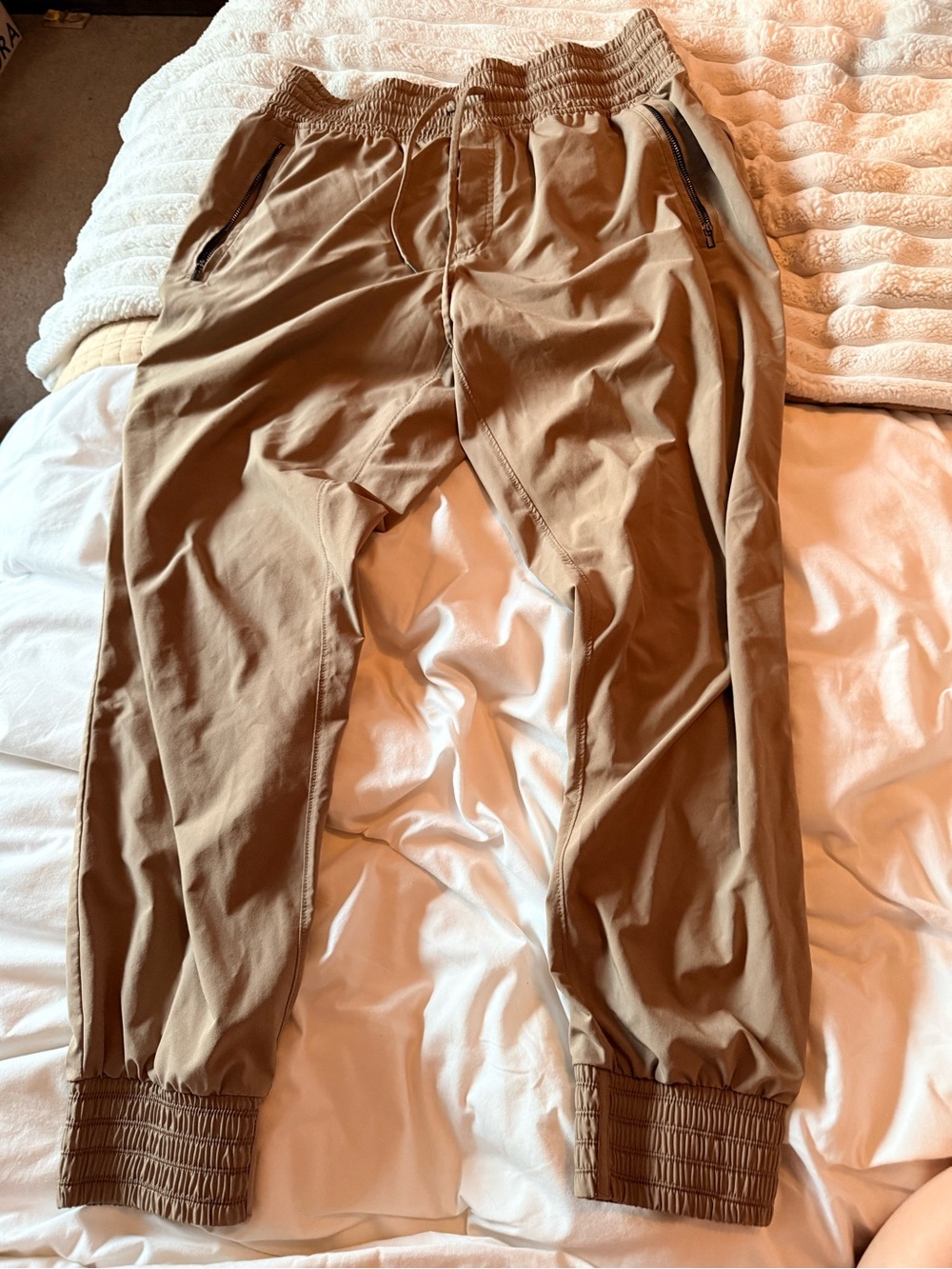 Athleta Khaki/Tan Women's Jogger Pants with Zip Pockets